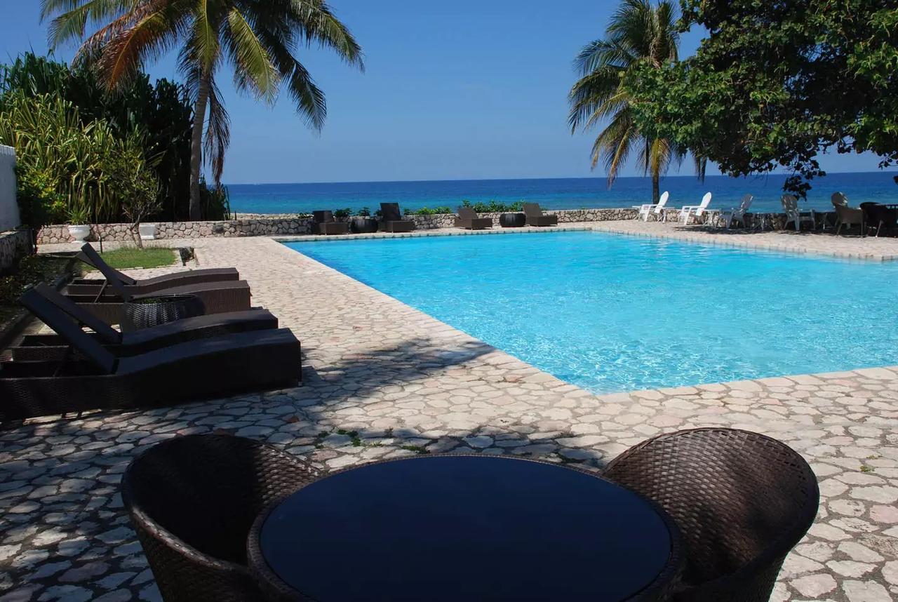 Luxury 2Br Home Facing Beach W/Pool Montego Bay #3 ภายนอก รูปภาพ